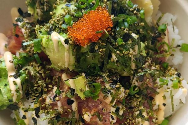 spicy tuna furikake bowl at Kauai Poke Co